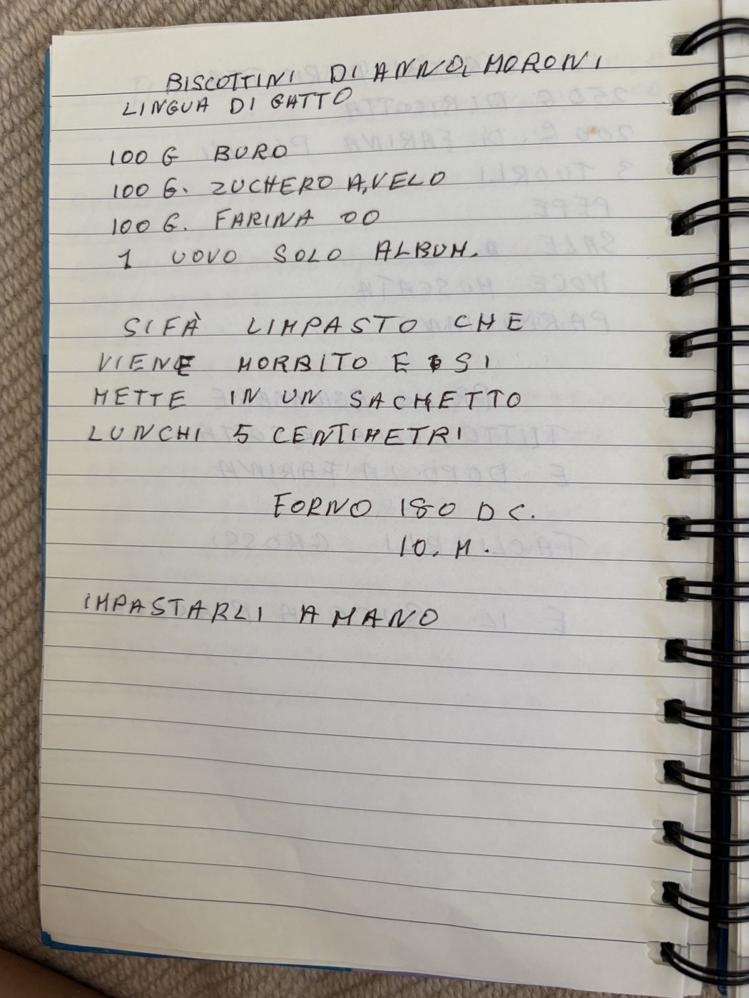 Biscottini di Anna Moroni — lingua di gatto